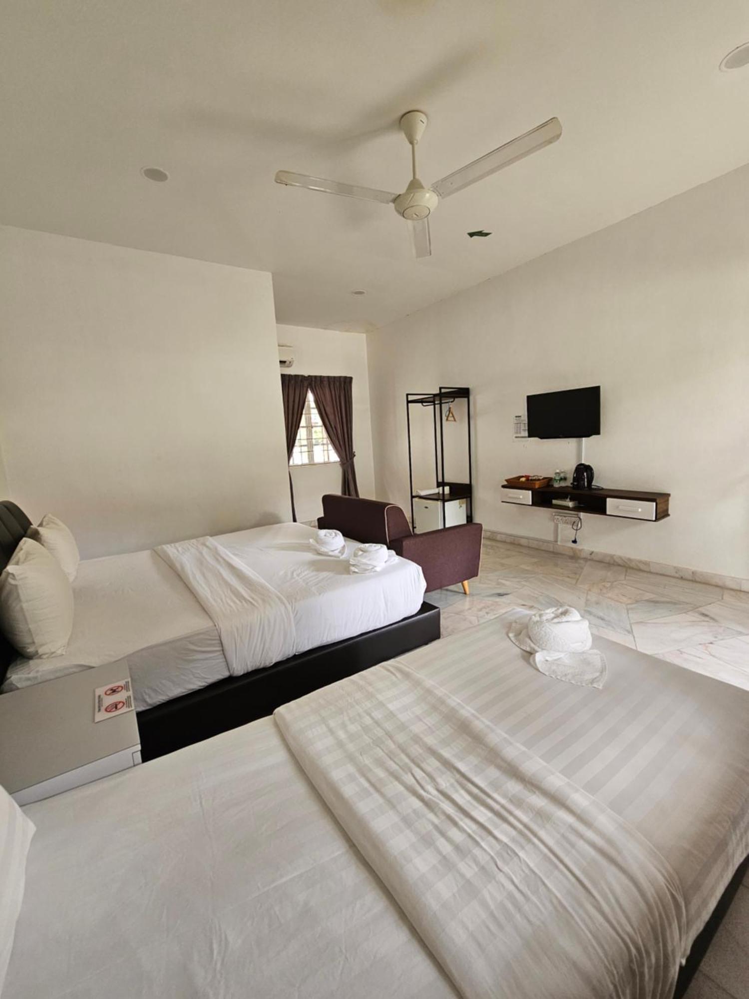 Lilla Summer Retreat - Bentong Bagian luar foto