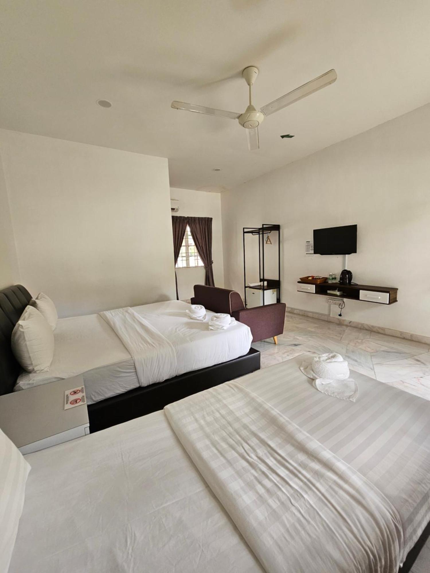 Lilla Summer Retreat - Bentong Bagian luar foto