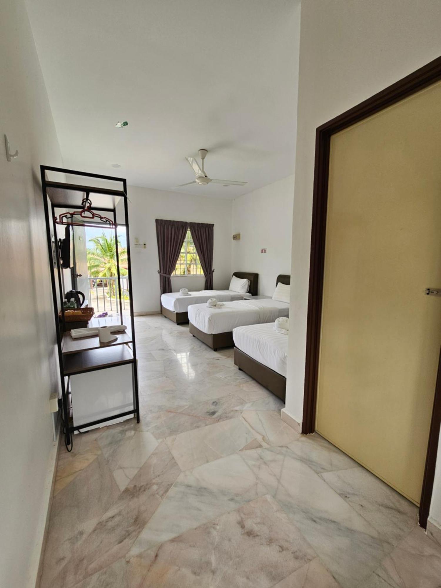 Lilla Summer Retreat - Bentong Bagian luar foto