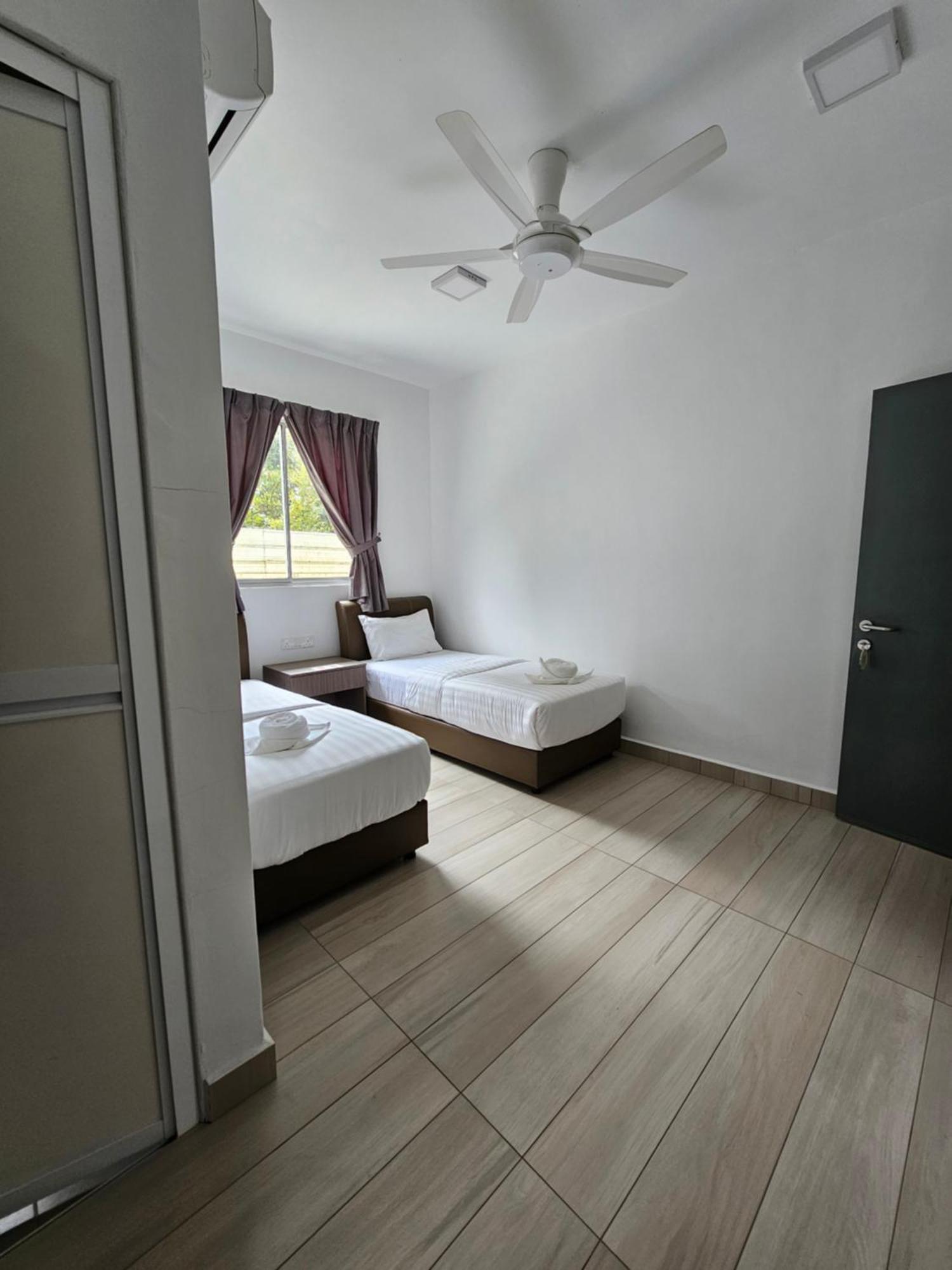 Lilla Summer Retreat - Bentong Bagian luar foto