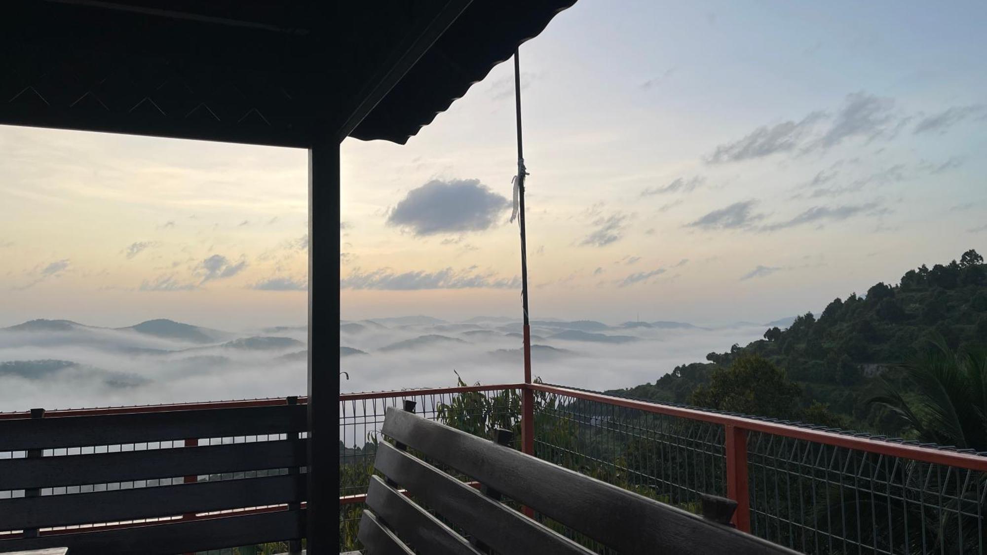 Lilla Summer Retreat - Bentong Bagian luar foto