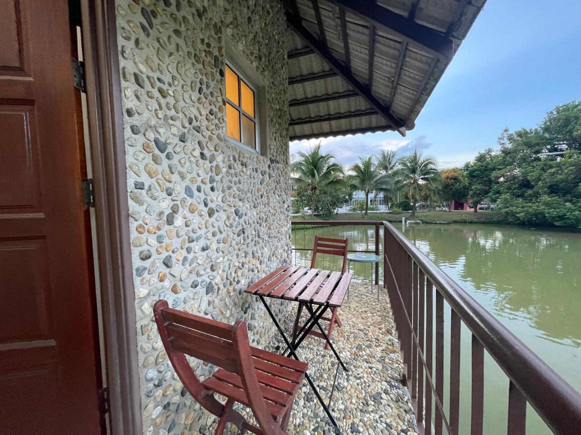Lilla Summer Retreat - Bentong Bagian luar foto